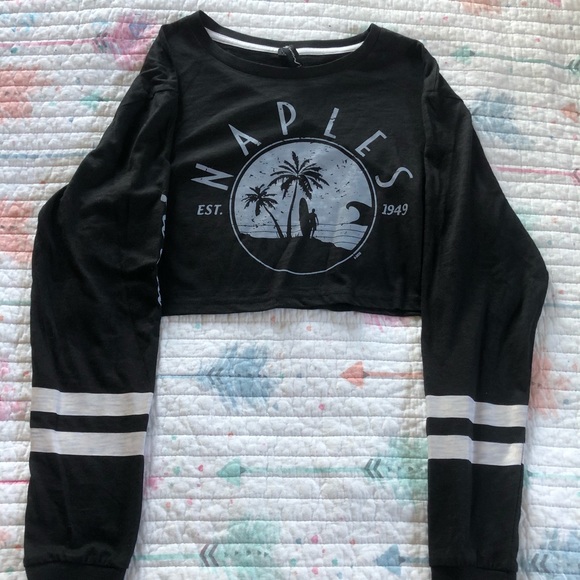 Hot Miami Styles Tops - Long sleeve crop top